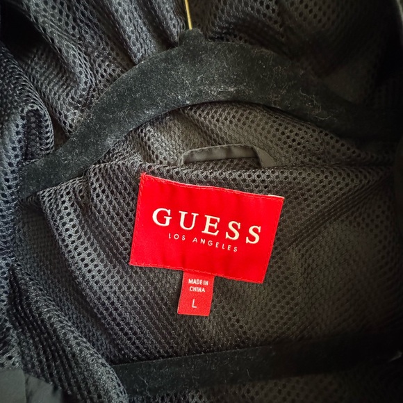 Guess Men's Pullover Half Zip Windbreaker (black silver & white) - Picture 3 of 7